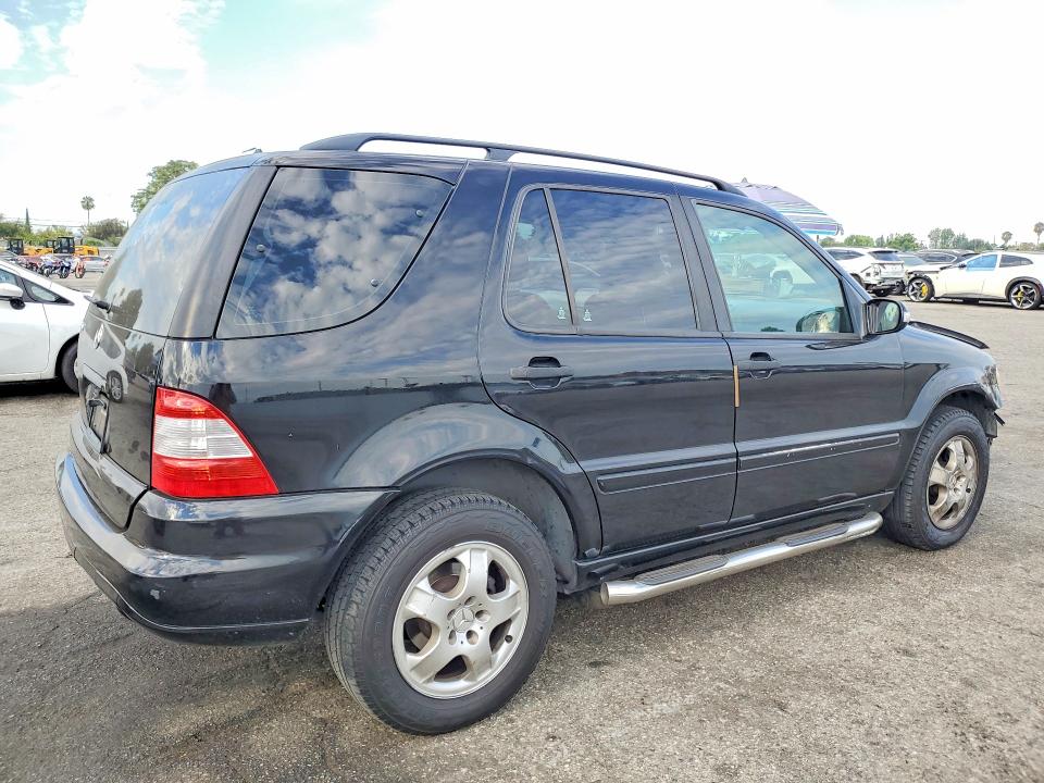 2003 Mercedes-benz Ml მანქანა იყიდება აუქციონზე, vin: 4JGAB57E73A458478, აუქციონის ნომერი: 60232546