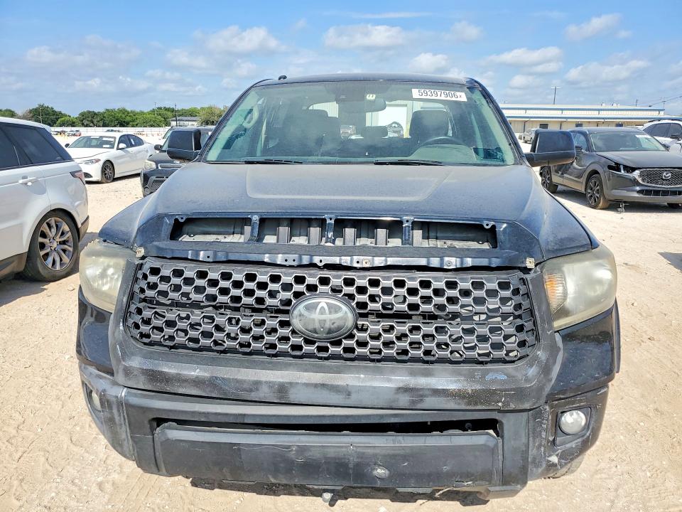 Продаж на аукціоні авто 2018 Toyota Tundra, vin: 5TFEM5F17JX131958, номер лоту: 59397906