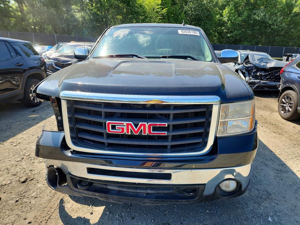 62636106 :رقم المزاد ، 1GTHK53K59F113802 vin ، 2009 Gmc Sierra مزاد بيع