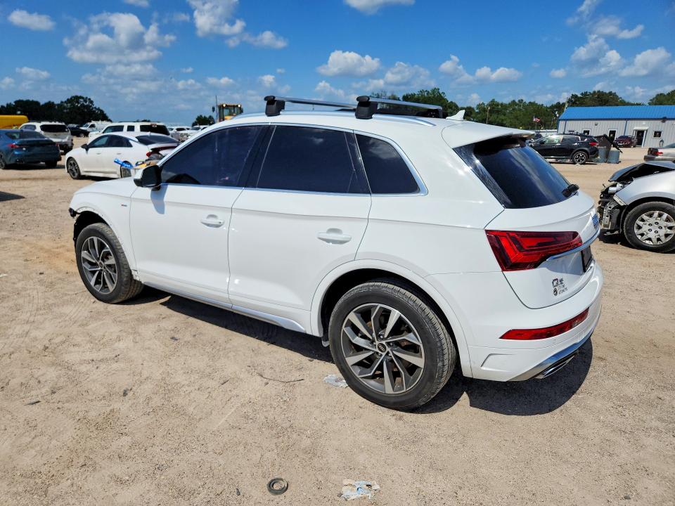 60030576 :رقم المزاد ، WA1EAAFY9N2137353 vin ، 2022 Audi Q5 مزاد بيع