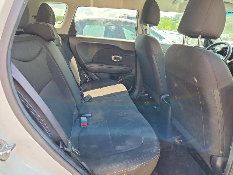 63117196 :رقم المزاد ، KNDJN2A21J7564217 vin ، 2018 Kia Soul مزاد بيع