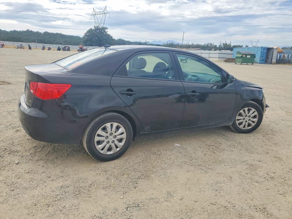 62053436 :رقم المزاد ، KNAFU4A27B5459132 vin ، 2011 Kia Forte مزاد بيع