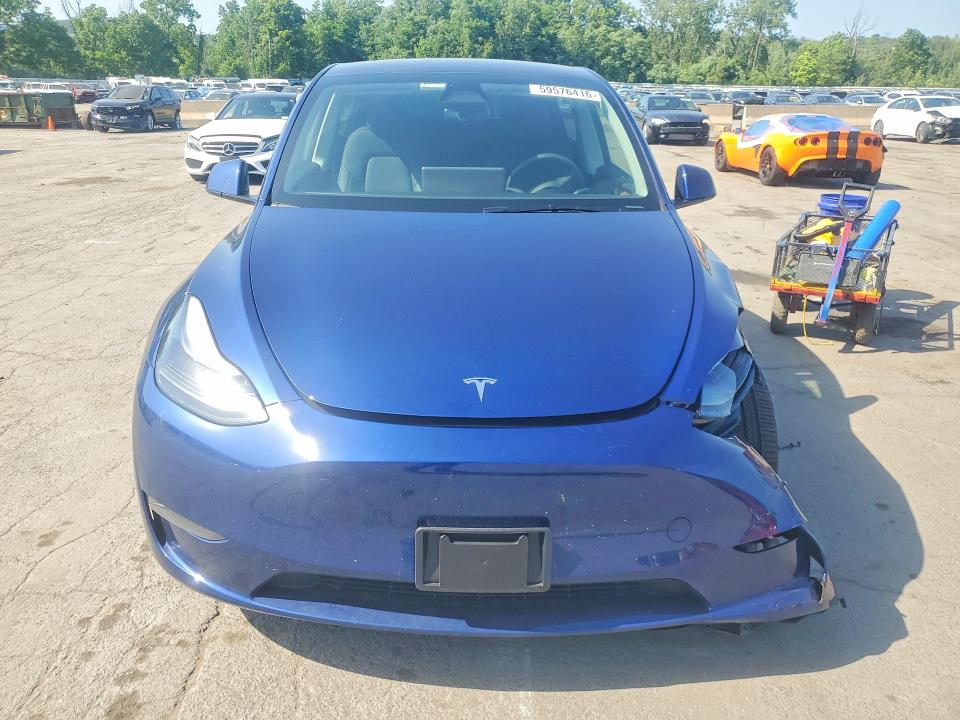 59576416 :رقم المزاد ، 7SAYGDEEXSA339749 vin ، 2025 Tesla Model Y مزاد بيع