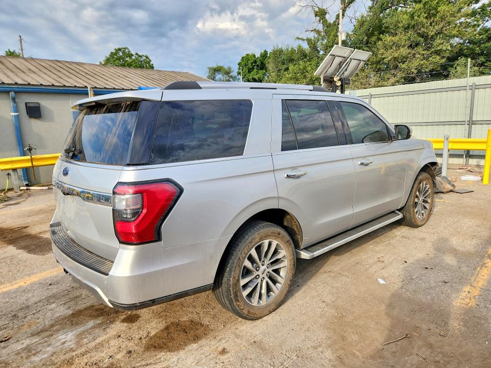 85963525 :رقم المزاد ، 1FMJU2AT1JEA42030 vin ، 2018 Ford Expedition مزاد بيع