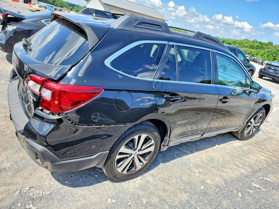 63285286 :رقم المزاد ، 4S4BSANC1K3205528 vin ، 2019 Subaru Outback مزاد بيع