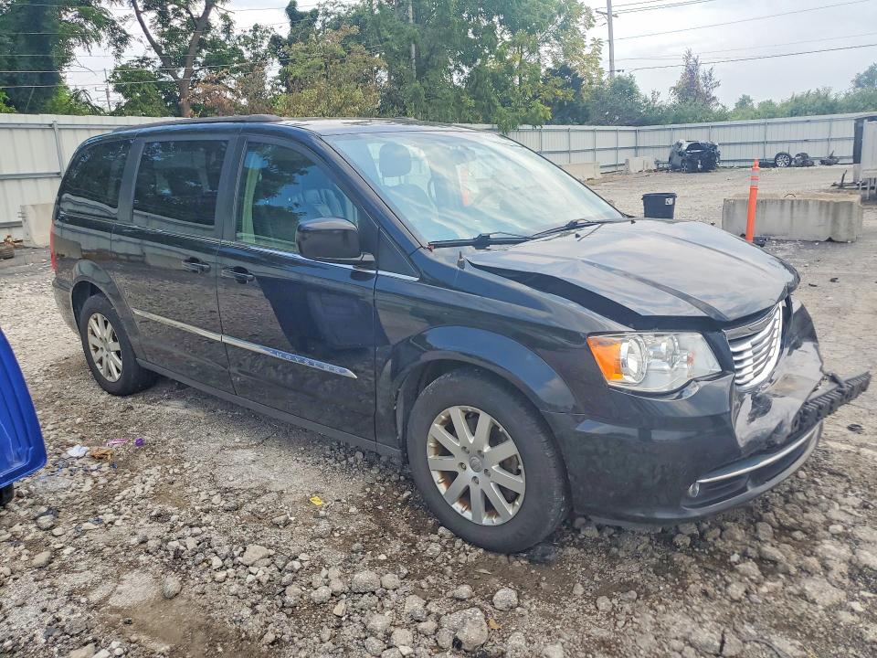 2015 Chrysler Town & Country მანქანა იყიდება აუქციონზე, vin: 2C4RC1BG0FR726308, აუქციონის ნომერი: 60182836