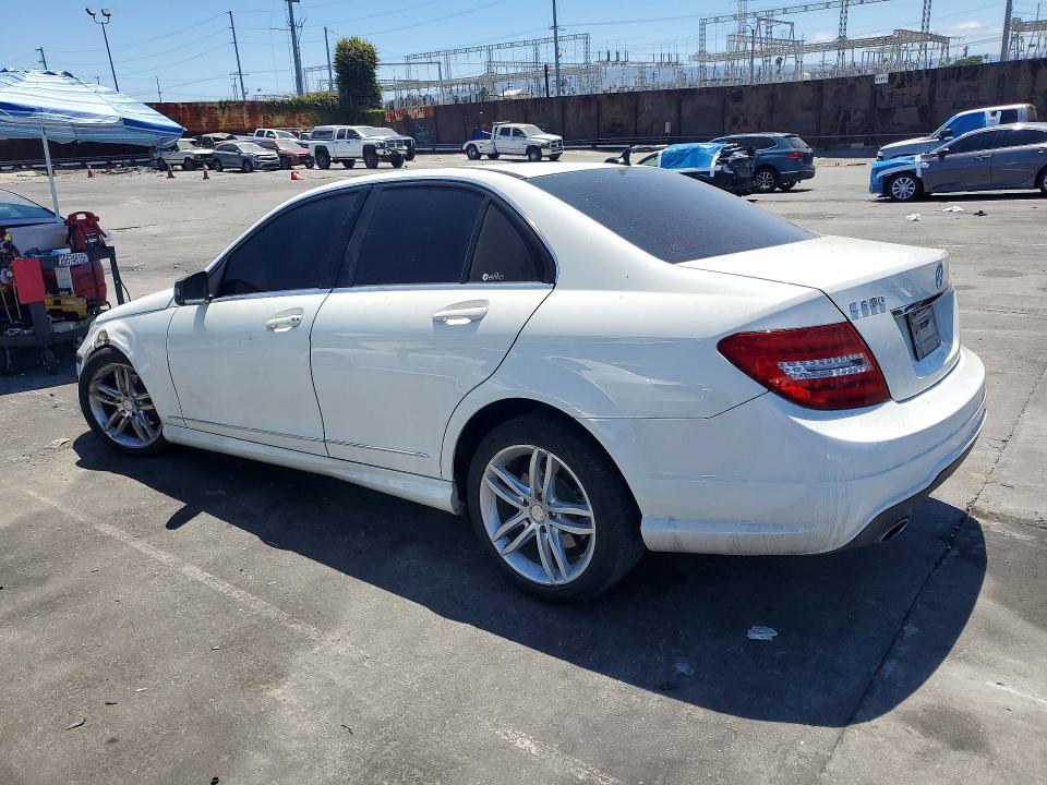 Продажа на аукционе авто 2012 Mercedes-benz C, vin: WDDGF8BB0CF920180, номер лота: 59904286