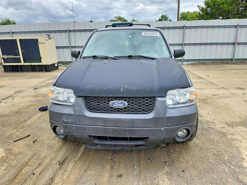 Продажа на аукционе авто 2005 Ford Escape, vin: 1FMYU031X5KB68019, номер лота: 62543916