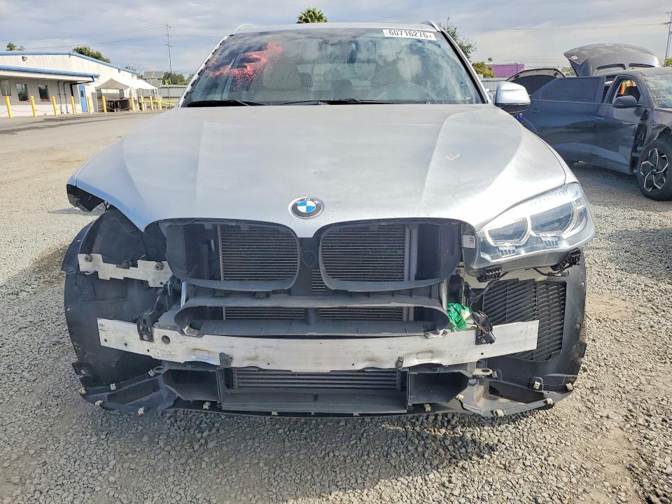 60716276 :رقم المزاد ، 5UXKR2C5XJ0Z20462 vin ، 2018 Bmw X5 مزاد بيع