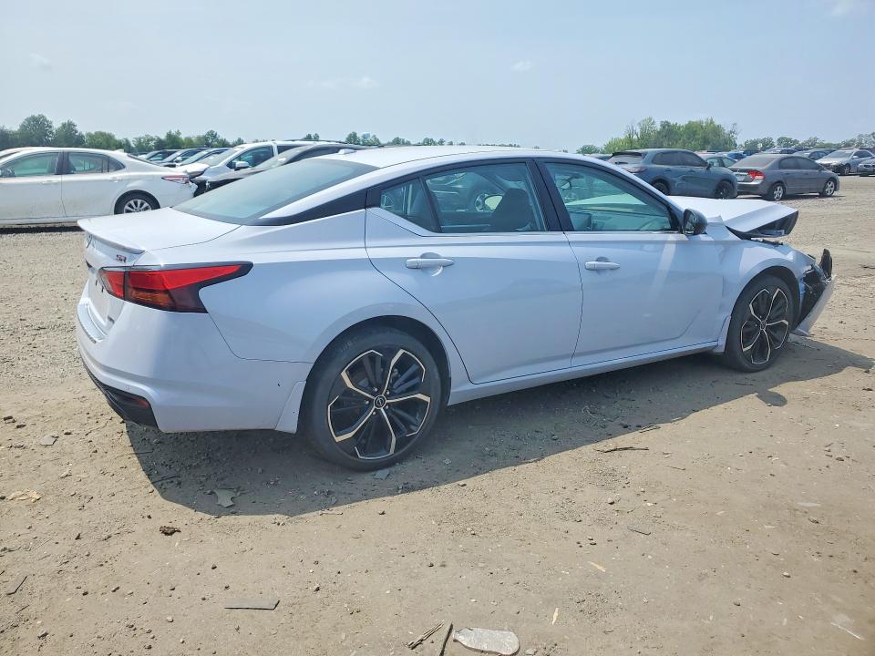 Продажа на аукционе авто 2023 Nissan Altima, vin: 1N4BL4CW6PN318067, номер лота: 61010166