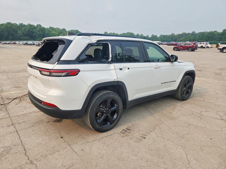 Продаж на аукціоні авто 2024 Jeep Grand Cherokee, vin: 1C4RJHAGXR8944207, номер лоту: 61043876