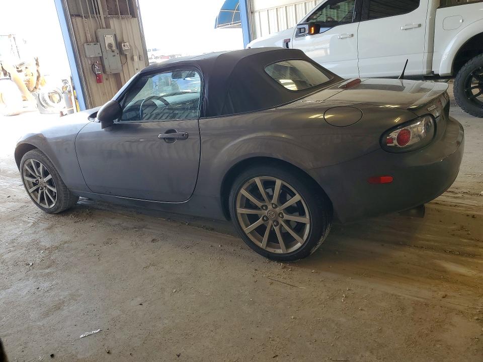 2006 Mazda Mx-5 Miata მანქანა იყიდება აუქციონზე, vin: JM1NC25F860110924, აუქციონის ნომერი: 63010556