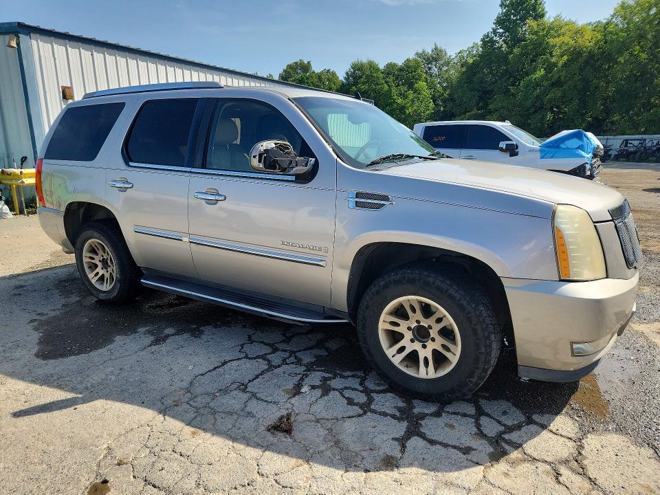 63121196 :رقم المزاد ، 1GYFC23259R191301 vin ، 2009 Cadillac Escalade مزاد بيع