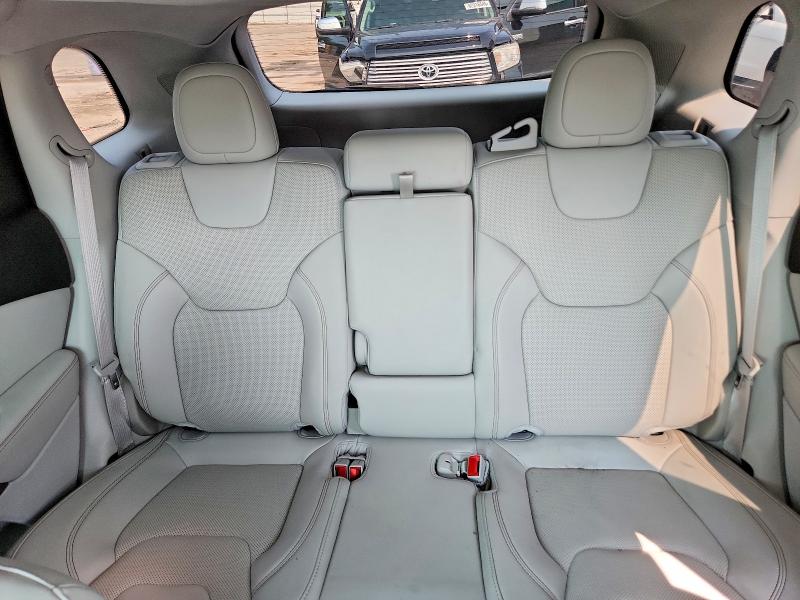 61156046 :رقم المزاد ، 1C4PJMMX6ND520309 vin ، 2022 Jeep Cherokee مزاد بيع