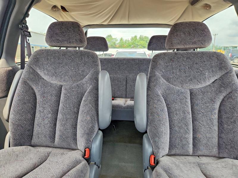 62678056 :رقم المزاد ، 1B4GP44G6YB587729 vin ، 2000 Dodge Grand Caravan مزاد بيع