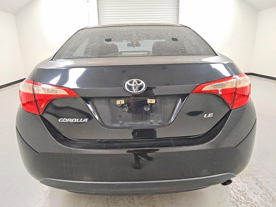 2017 Toyota Corolla მანქანა იყიდება აუქციონზე, vin: 5YFBURHE5HP695918, აუქციონის ნომერი: 85991025