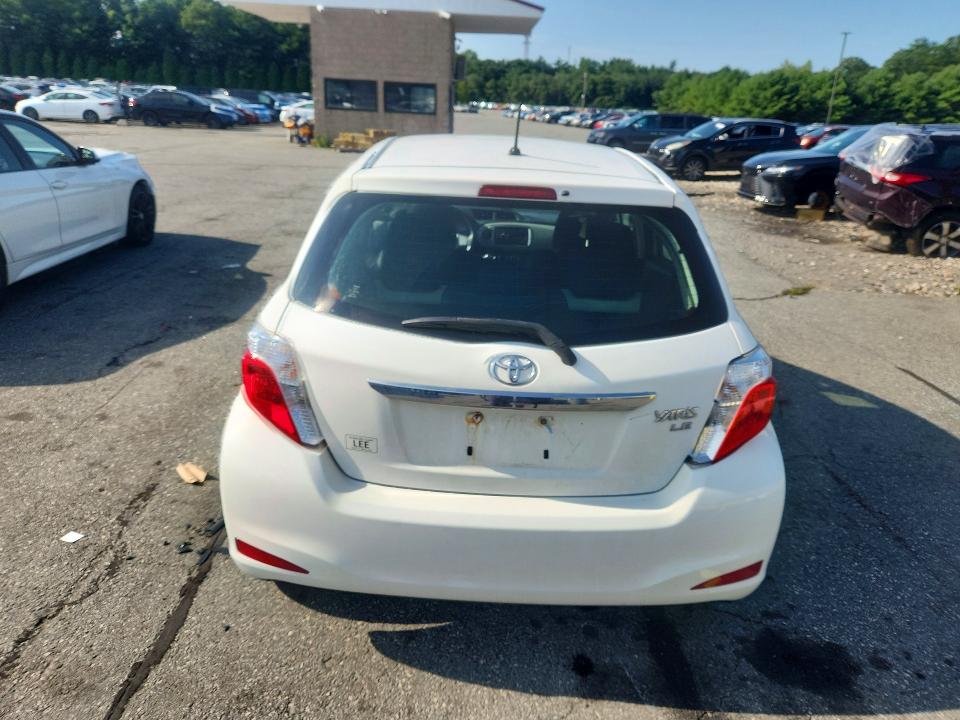 2014 Toyota Yaris მანქანა იყიდება აუქციონზე, vin: JTDKTUD34ED588366, აუქციონის ნომერი: 62475016
