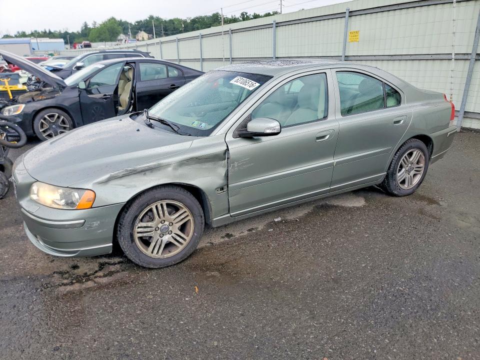 2008 Volvo S60 მანქანა იყიდება აუქციონზე, vin: YV1RS592582687411, აუქციონის ნომერი: 63106516