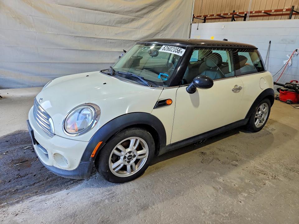 62602056 :رقم المزاد ، WMWSU3C55DT680016 vin ، 2013 Mini Cooper مزاد بيع