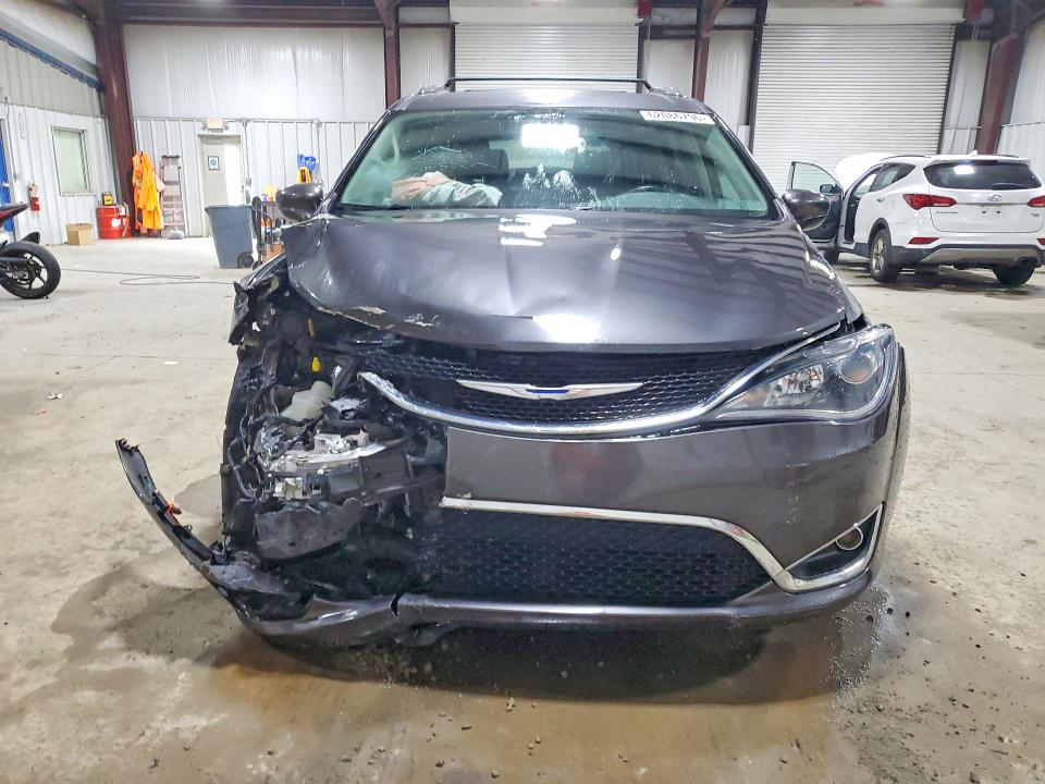 2018 Chrysler Pacifica მანქანა იყიდება აუქციონზე, vin: 2C4RC1BG7JR193835, აუქციონის ნომერი: 62086796