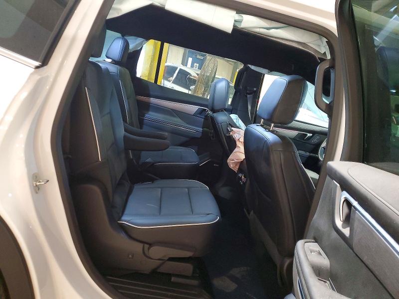 Продажа на аукционе авто 2026 Buick Enclave, vin: 5GAEVAKSXTJ137880, номер лота: 60306956