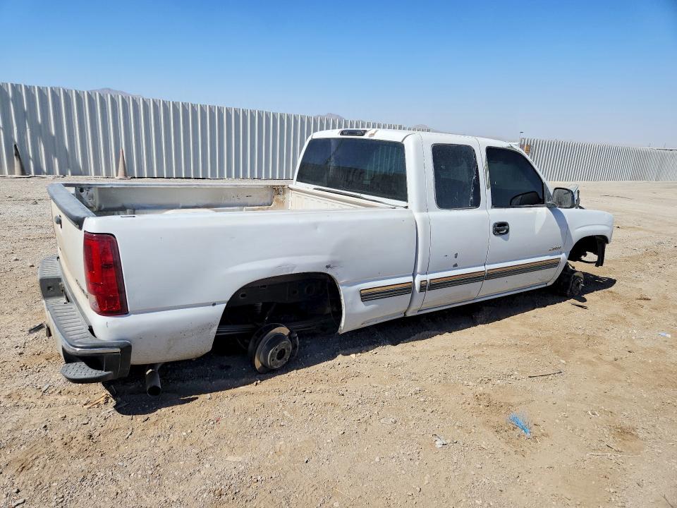 2002 Chevrolet Silverado მანქანა იყიდება აუქციონზე, vin: 2GCEC19V221328349, აუქციონის ნომერი: 56371926