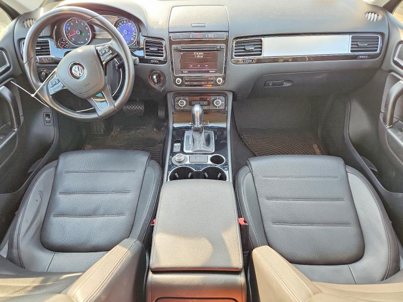 59732856 :رقم المزاد ، WVGEF9BP5GD003641 vin ، 2016 Volkswagen Touareg مزاد بيع