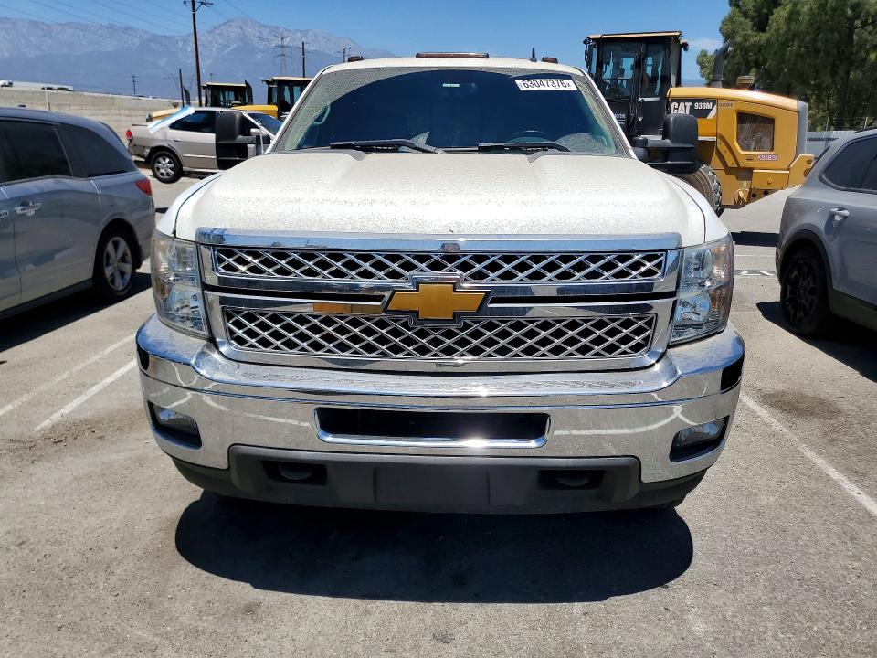 63047376 :رقم المزاد ، 1GC4K1C85DF206842 vin ، 2013 Chevrolet Silverado مزاد بيع