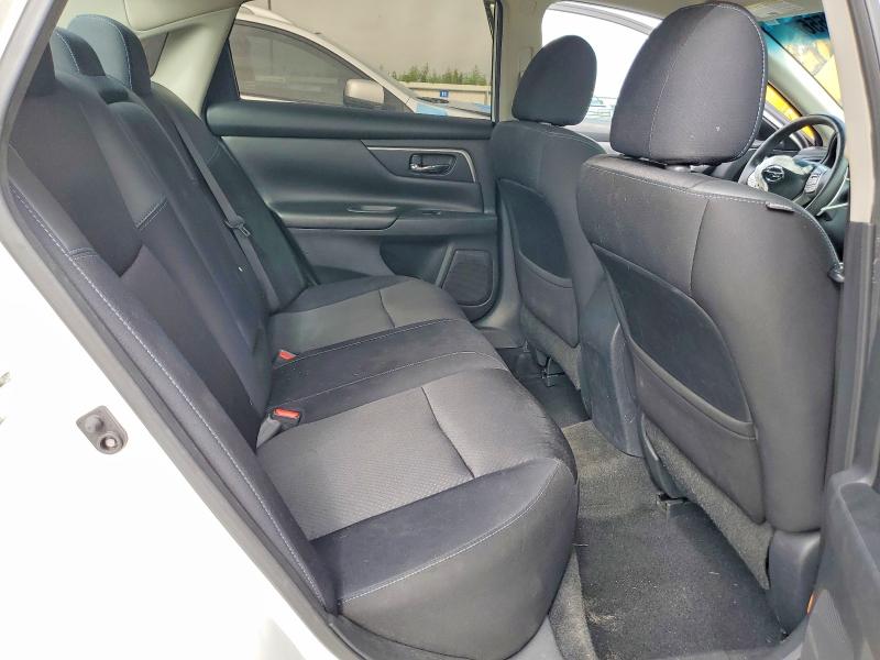 2017 Nissan Altima მანქანა იყიდება აუქციონზე, vin: 1N4AL3AP0HC244935, აუქციონის ნომერი: 61552556