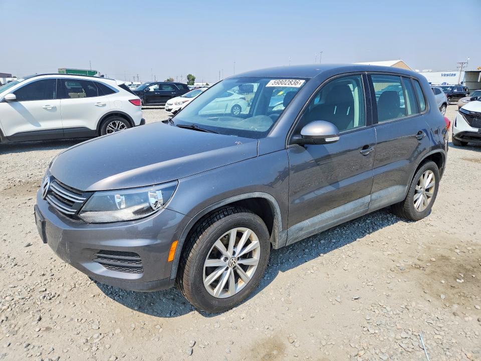 59802836 :رقم المزاد ، WVGBV7AX7JK000576 vin ، 2018 Volkswagen Tiguan Limited مزاد بيع