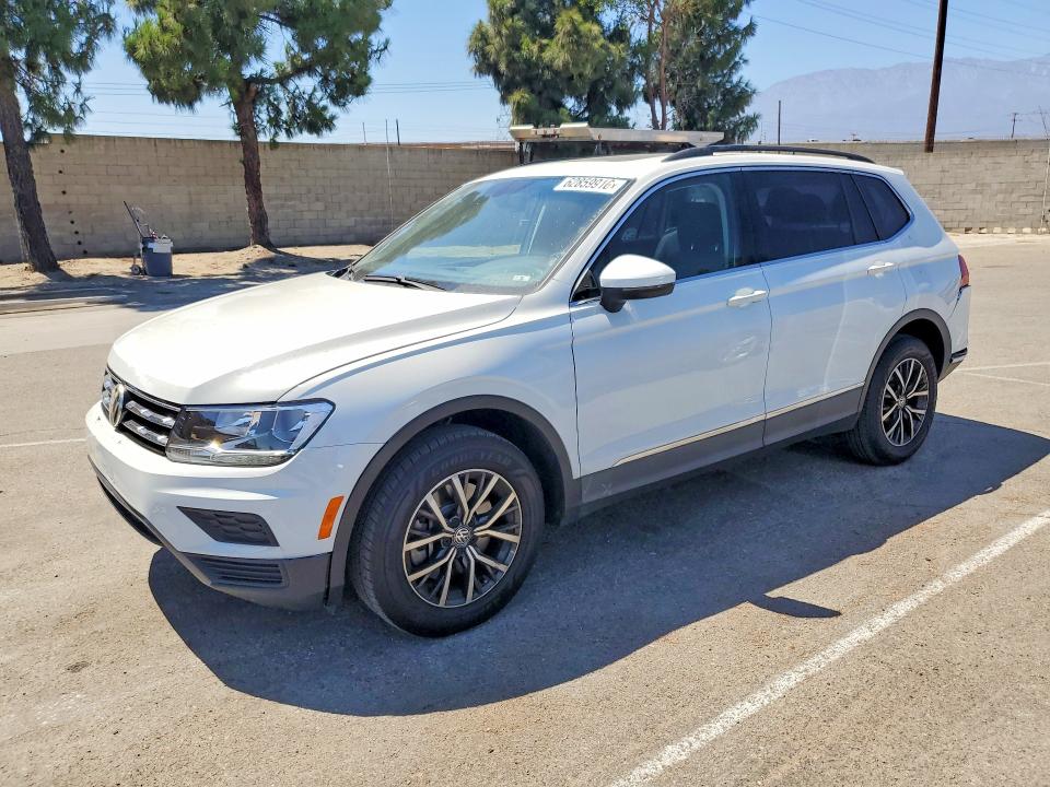 62859916 :رقم المزاد ، 3VV3B7AX5LM133562 vin ، 2020 Volkswagen Tiguan مزاد بيع