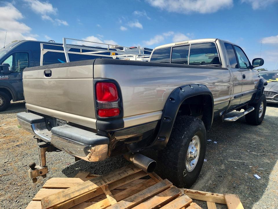 2002 Dodge Ram 2500 მანქანა იყიდება აუქციონზე, vin: 3B7KF23632M275560, აუქციონის ნომერი: 59799896