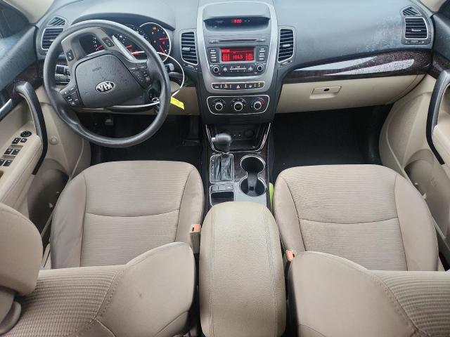 61192596 :رقم المزاد ، 5XYKT3A62FG551506 vin ، 2015 Kia Sorento مزاد بيع