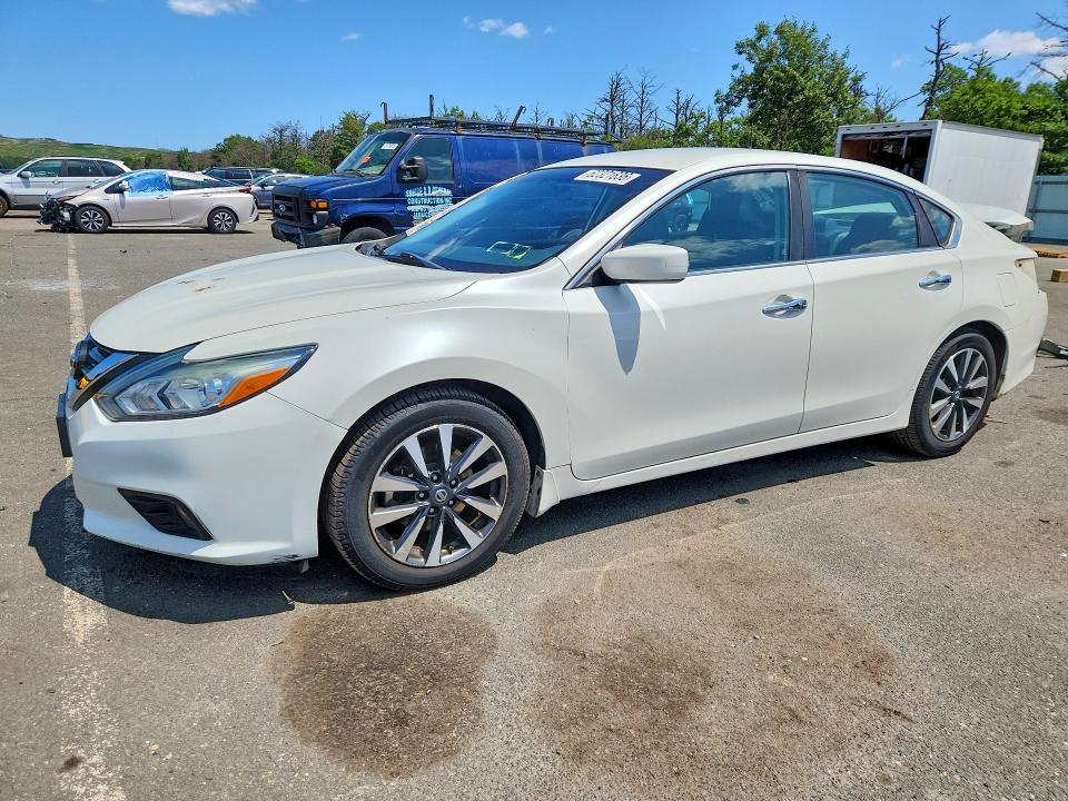 62321636 :رقم المزاد ، 1N4AL3AP0HC278230 vin ، 2017 Nissan Altima مزاد بيع