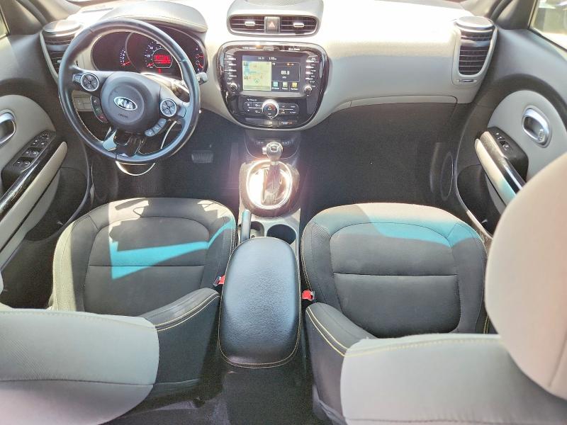 2015 Kia Soul მანქანა იყიდება აუქციონზე, vin: KNDJP3A54F7200505, აუქციონის ნომერი: 61892456
