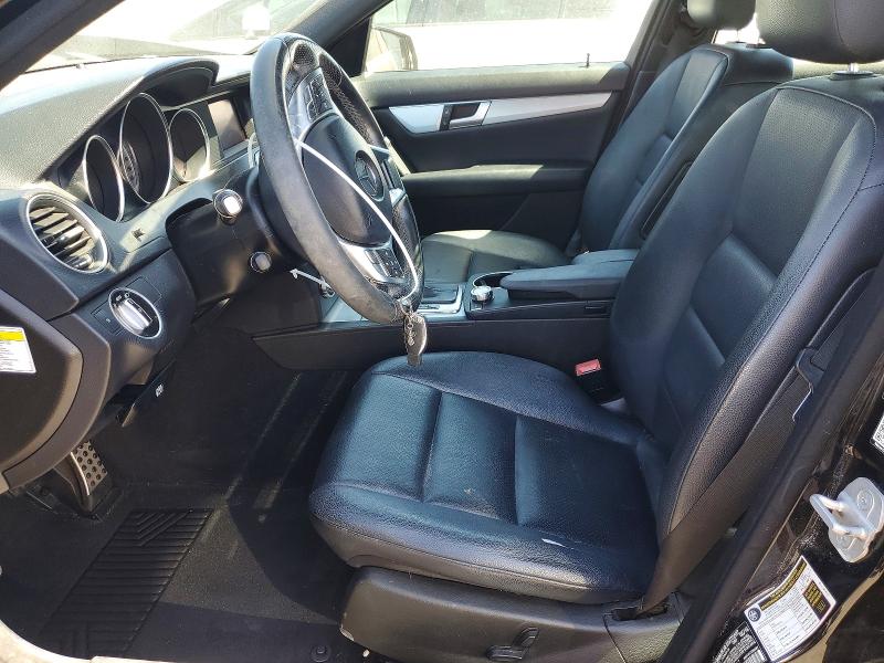 2014 Mercedes-benz C მანქანა იყიდება აუქციონზე, vin: WDDGF4HB8EA945697, აუქციონის ნომერი: 63071706