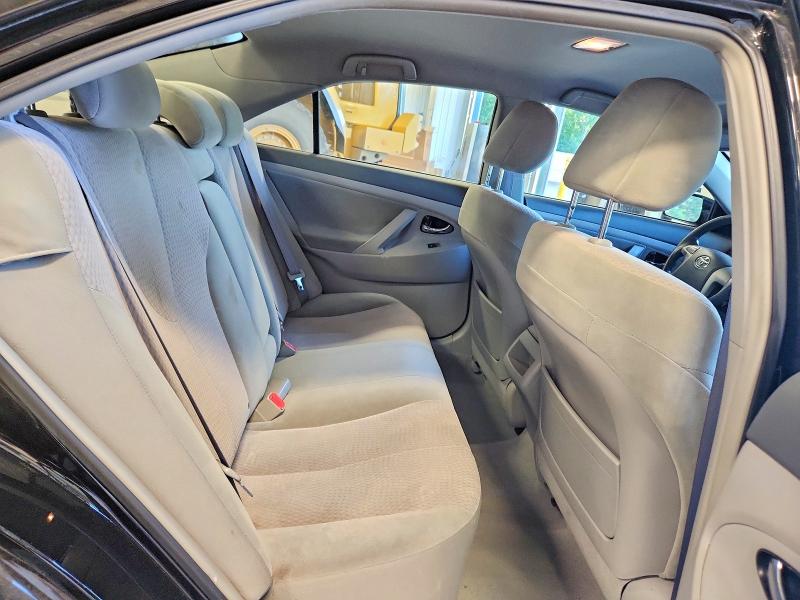 60964506 :رقم المزاد ، 4T4BF3EK0AR016827 vin ، 2010 Toyota Camry مزاد بيع