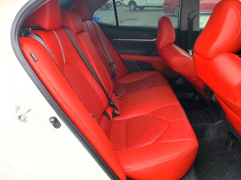 Auction sale of the 2022 Toyota Camry, vin: 4T1K61AK8NU075604, lot number: 60990396