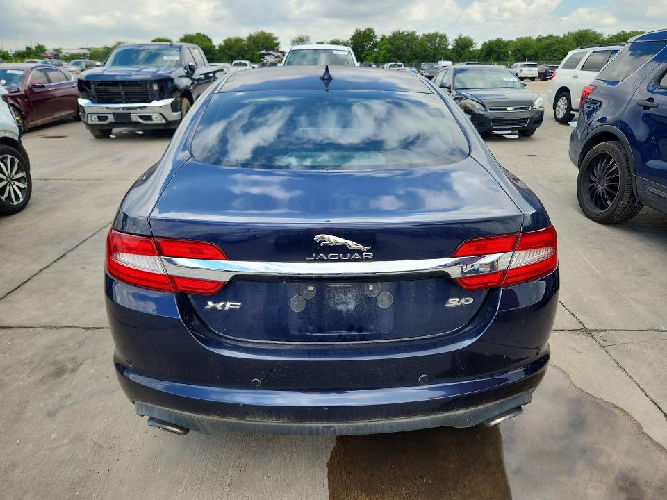 Продажа на аукционе авто 2015 Jaguar Xf, vin: SAJWA0F77F8U88175, номер лота: 61119996