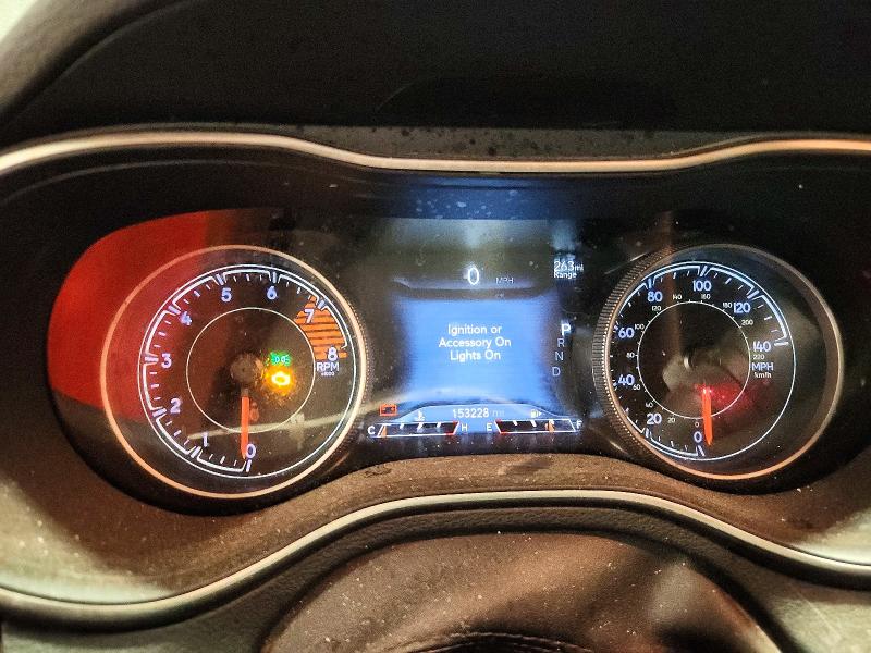60667286 :رقم المزاد ، 1C4PJMDX1KD217966 vin ، 2019 Jeep Cherokee مزاد بيع