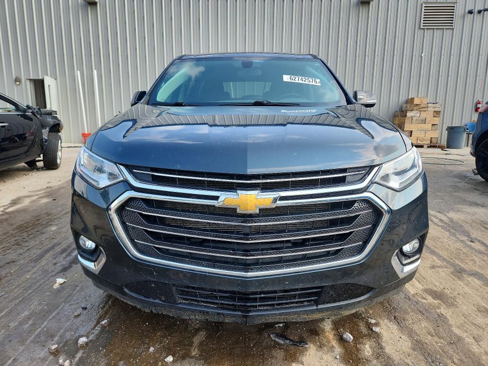 62742576 :رقم المزاد ، 1GNERGKW3LJ237612 vin ، 2020 Chevrolet Traverse مزاد بيع