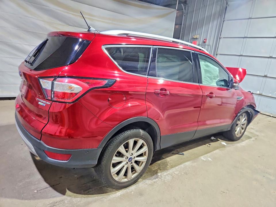 Продажа на аукционе авто 2018 Ford Escape, vin: 1FMCU9J98JUA45938, номер лота: 60139366