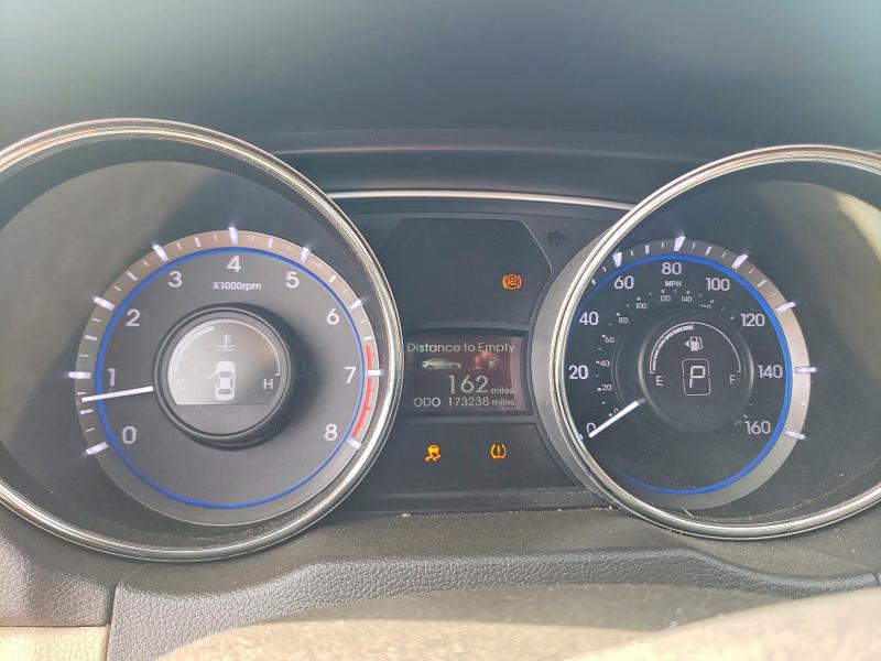 60784106 :رقم المزاد ، 5NPEB4AC2DH801330 vin ، 2013 Hyundai Sonata مزاد بيع