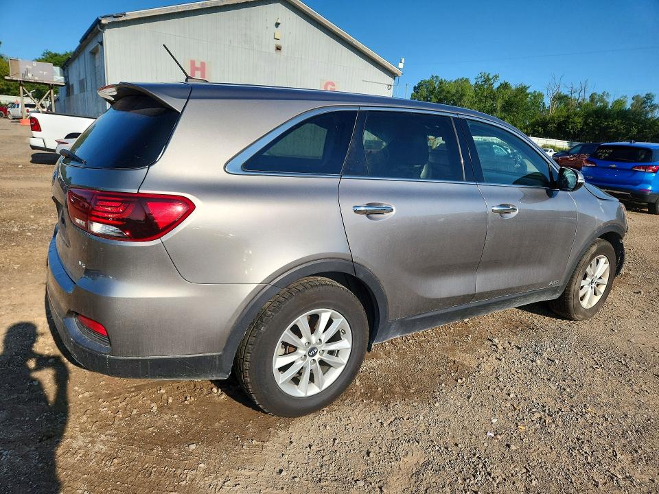 62675076 :رقم المزاد ، 5XYPGDA57KG492177 vin ، 2019 Kia Sorento مزاد بيع