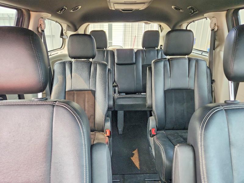 61023816 :رقم المزاد ، 2C4RDGCG8HR745724 vin ، 2017 Dodge Grand Caravan مزاد بيع