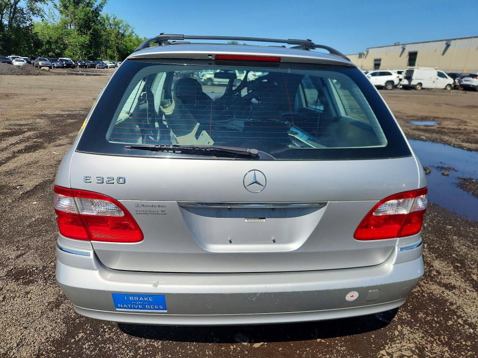 61918276 :رقم المزاد ، WDBUH65J84A438696 vin ، 2004 Mercedes-benz E مزاد بيع