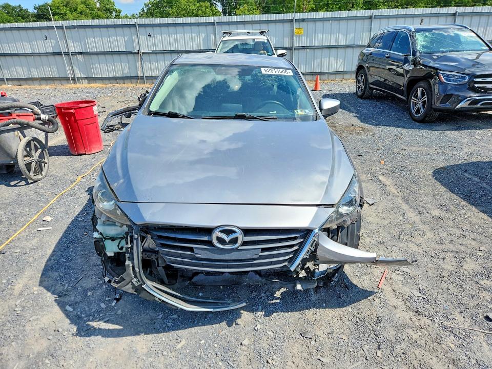62314506 :رقم المزاد ، 3MZBM1V73FM233124 vin ، 2015 Mazda 3 مزاد بيع
