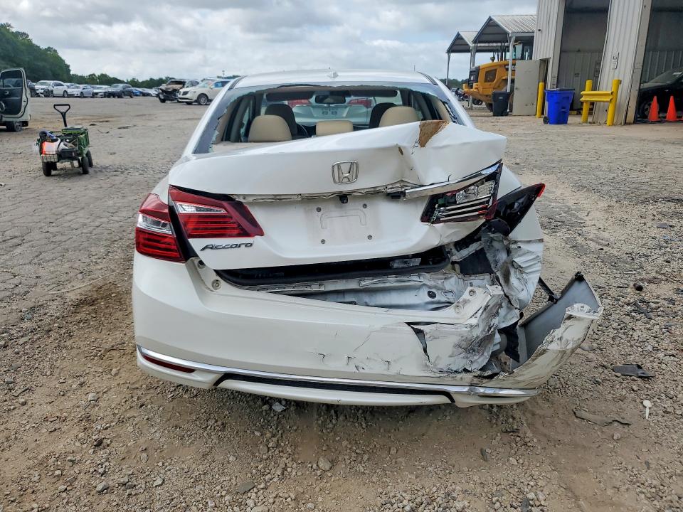 Продаж на аукціоні авто 2016 Honda Accord, vin: 1HGCR2F98GA208881, номер лоту: 62234436
