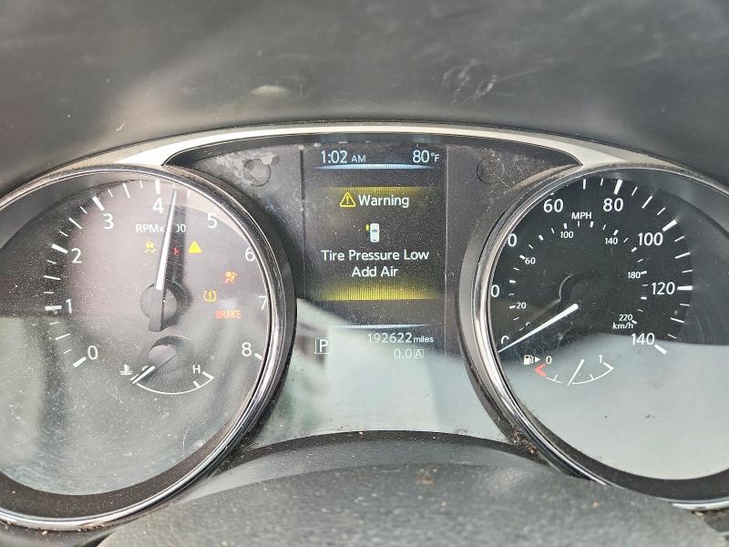 61887396 :رقم المزاد ، 5N1AT2MT4FC927582 vin ، 2015 Nissan Rogue مزاد بيع
