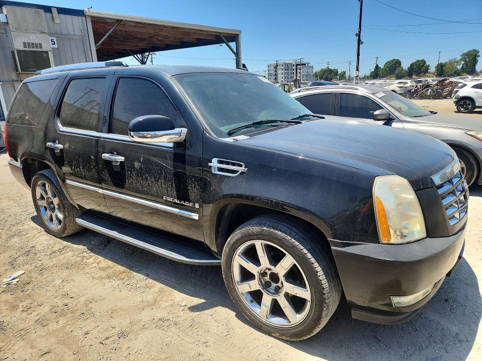 Продажа на аукционе авто 2007 Cadillac Escalade, vin: 1GYEC638X7R286036, номер лота: 61585626